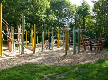 1 Gießen, An der Grillhütte, Spielplatz Schiffenberg.JPG