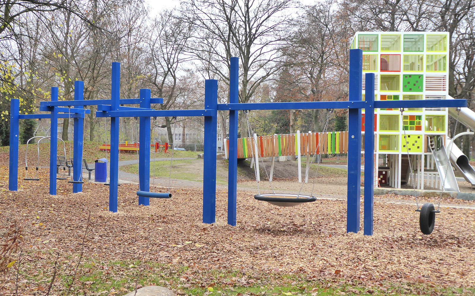 Duisburg, ImmanuelKantPark Kinderland Emsland Spielgeräte